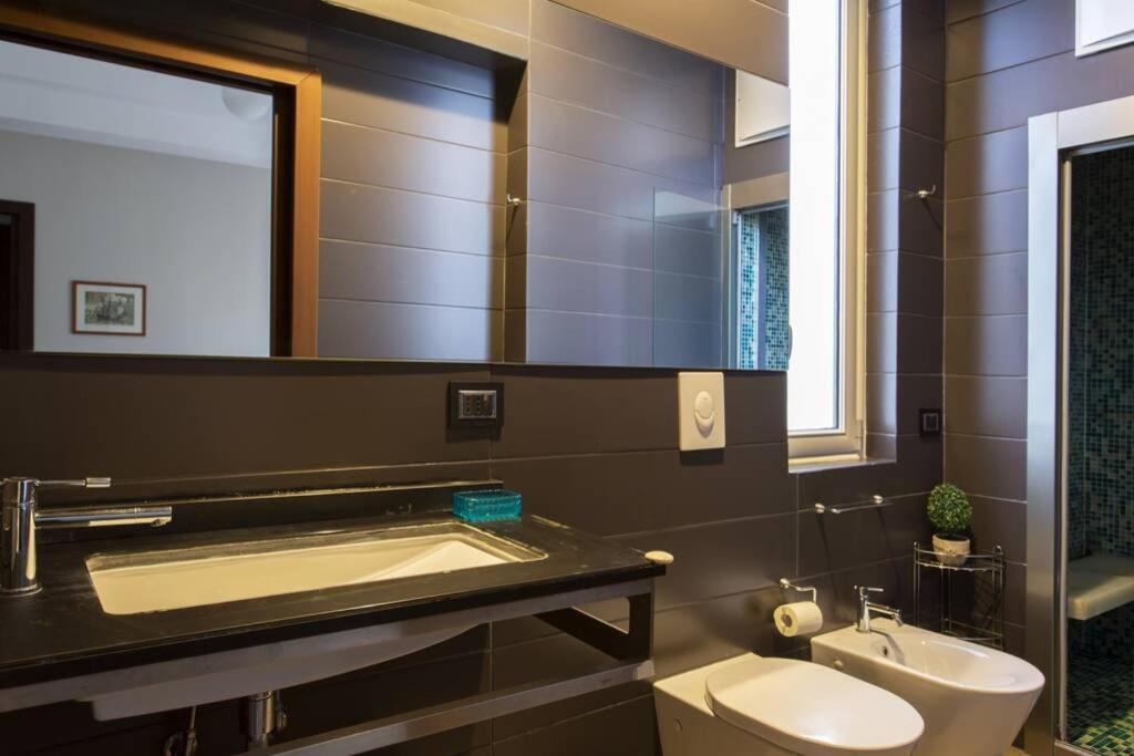 פלרמו Luxury Sciuti Apartment מראה חיצוני תמונה
